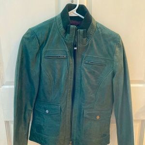 Andrew Marc/Marc New York chic stylish hunter green leather jacket. Size small.